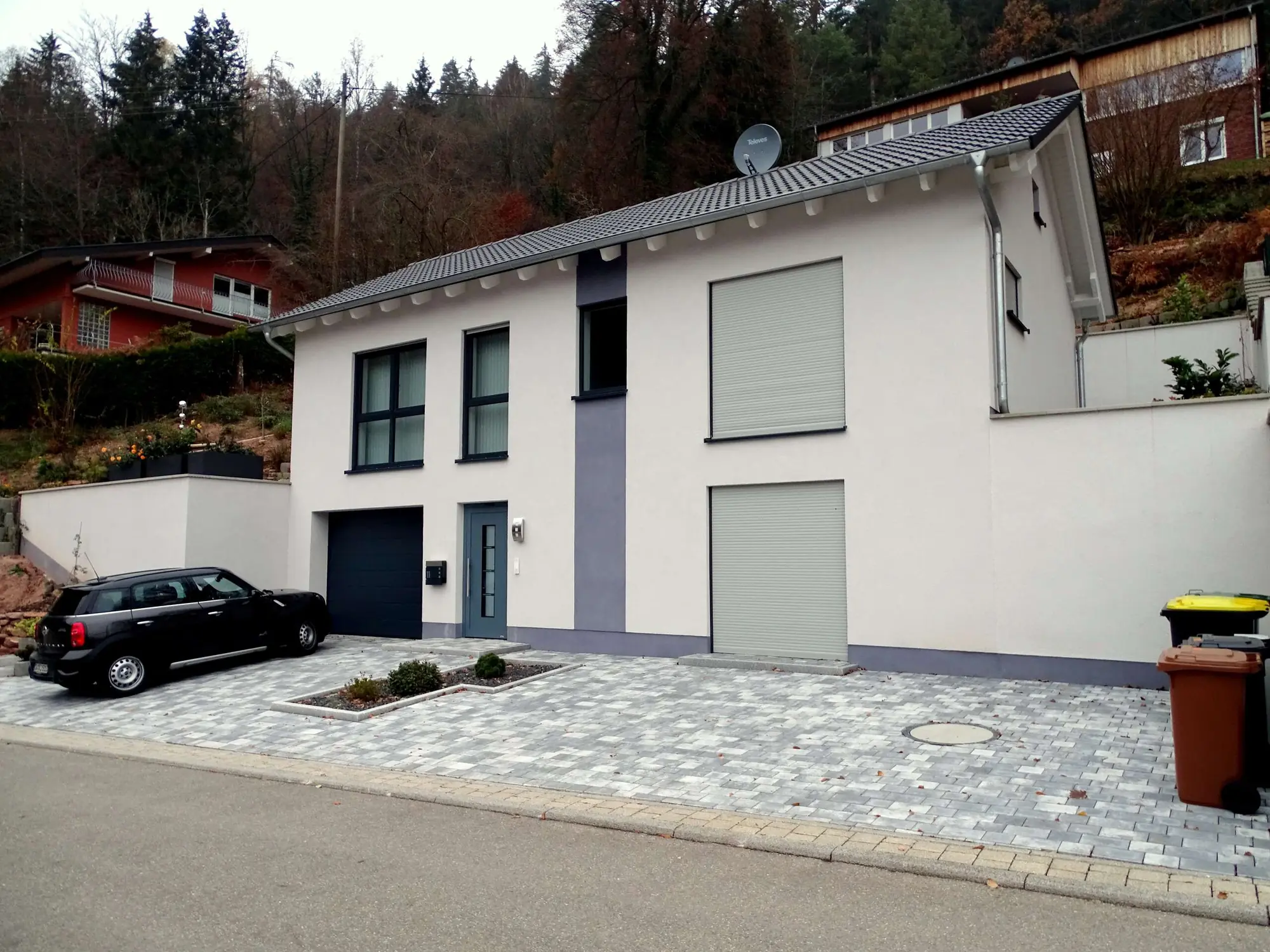 Life am Hang – Im Hang gebaut, schafft mehr Raum
